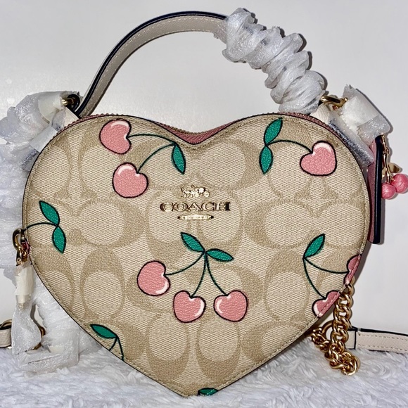 Coach Handbags - Coach heart crossbody bag New in packaging 💝 Valentine’s Day